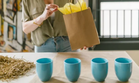 What to Get Someone Moving Into a New Home