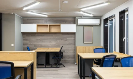 Choosing the Right Desk for Your Home Office